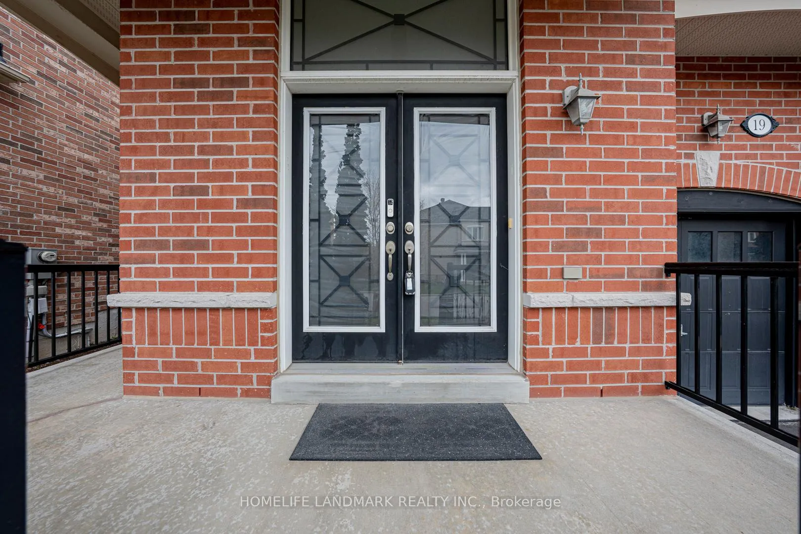 Photo 2 of 19 Darlet Avenue, Ajax, Northeast Ajax — HOMEH