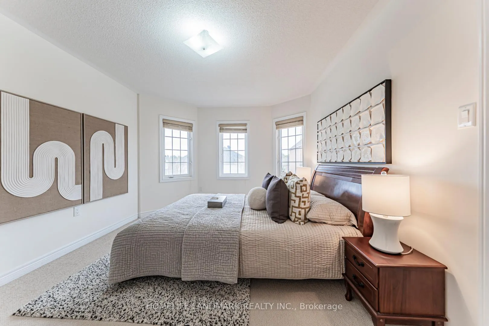 Photo 23 of 19 Darlet Avenue, Ajax, Northeast Ajax — HOMEH