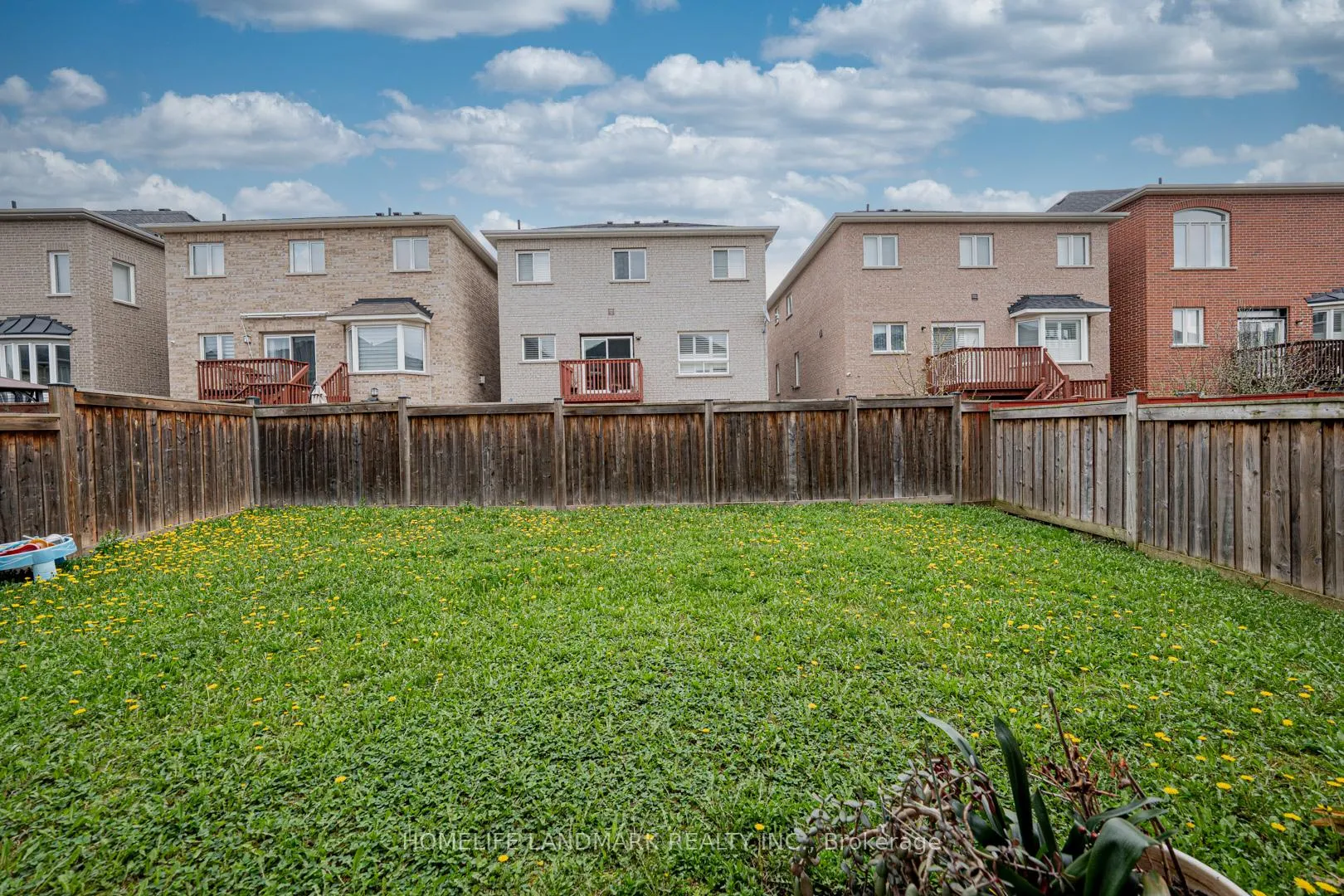 Photo 29 of 19 Darlet Avenue, Ajax, Northeast Ajax — HOMEH