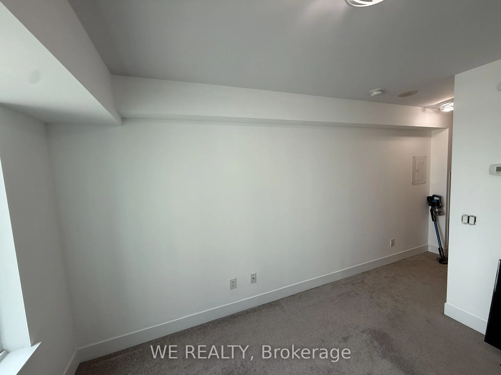Photo 12 of Unit 604, 1215 Bayly Street, Pickering, Bay Ridges — HOMEH