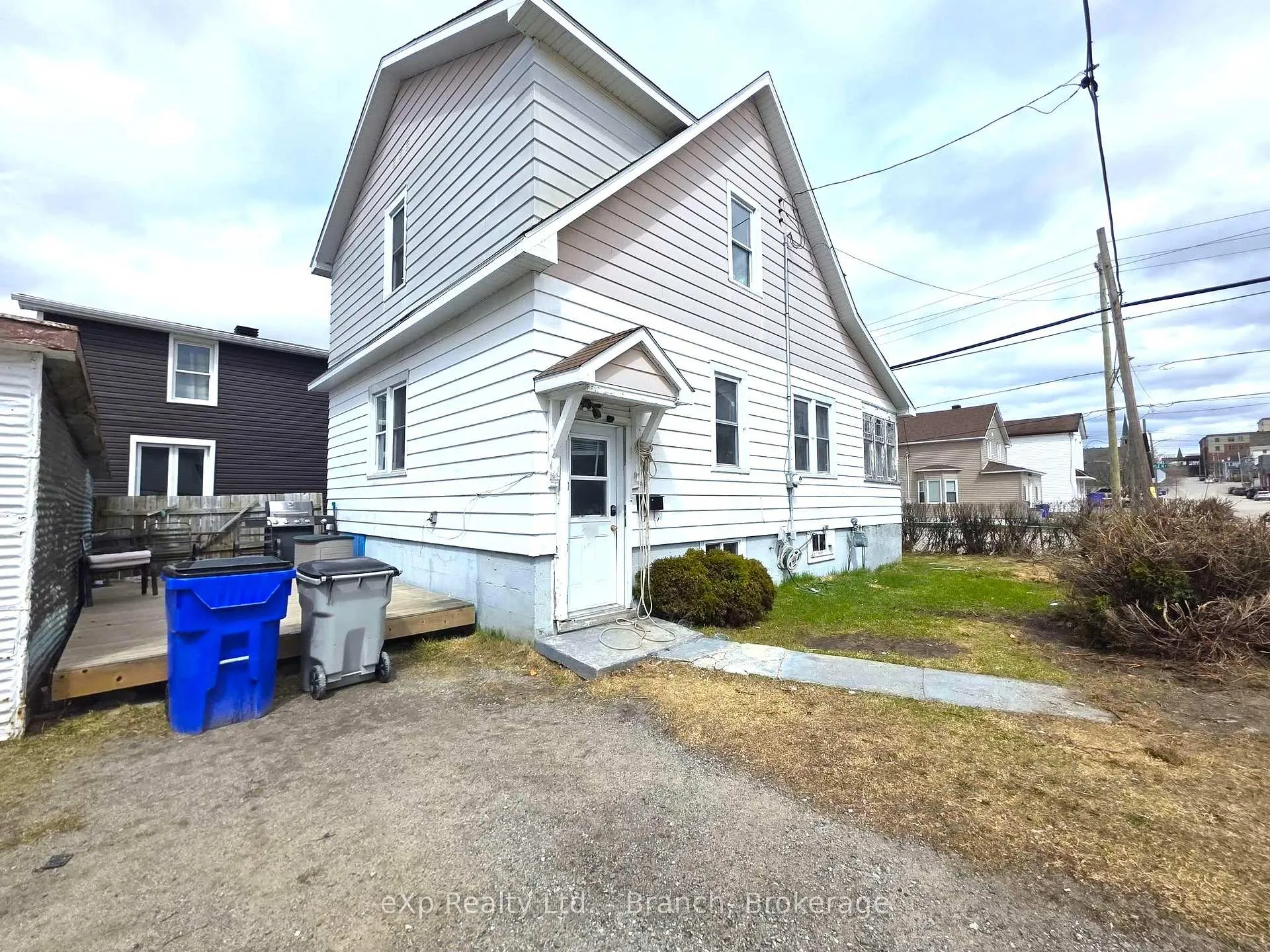 Photo 3 of 63 Maple Street N, Timmins, TNE - Central — HOMEH