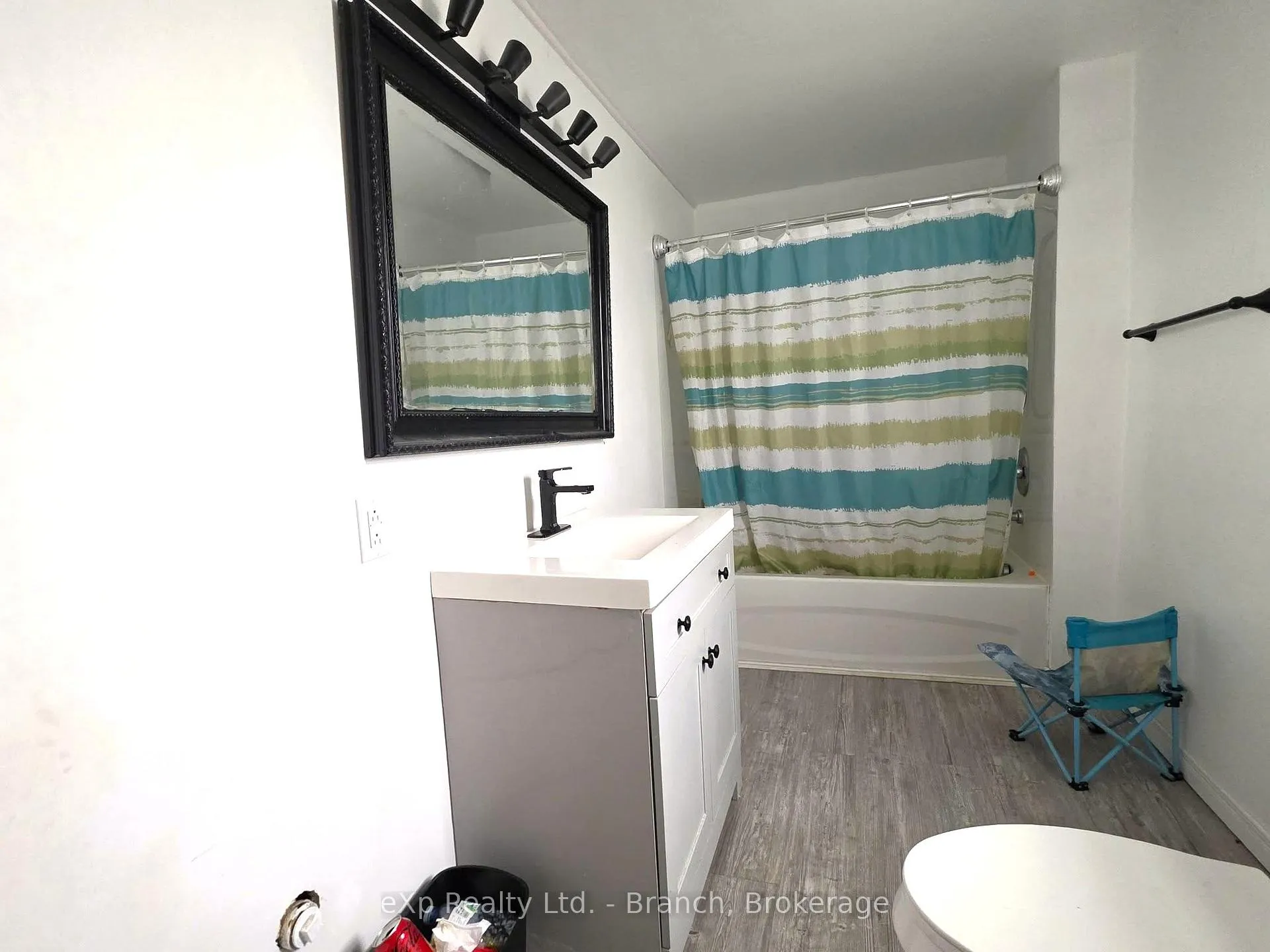 Photo 16 of 63 Maple Street N, Timmins, TNE - Central — HOMEH