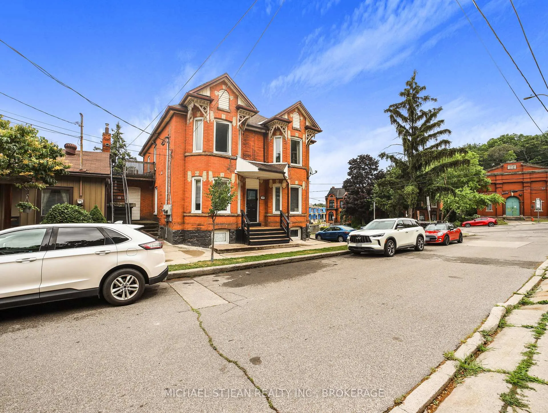 Photo 3 of 21 Foster Street, Hamilton, Corktown — HOMEH