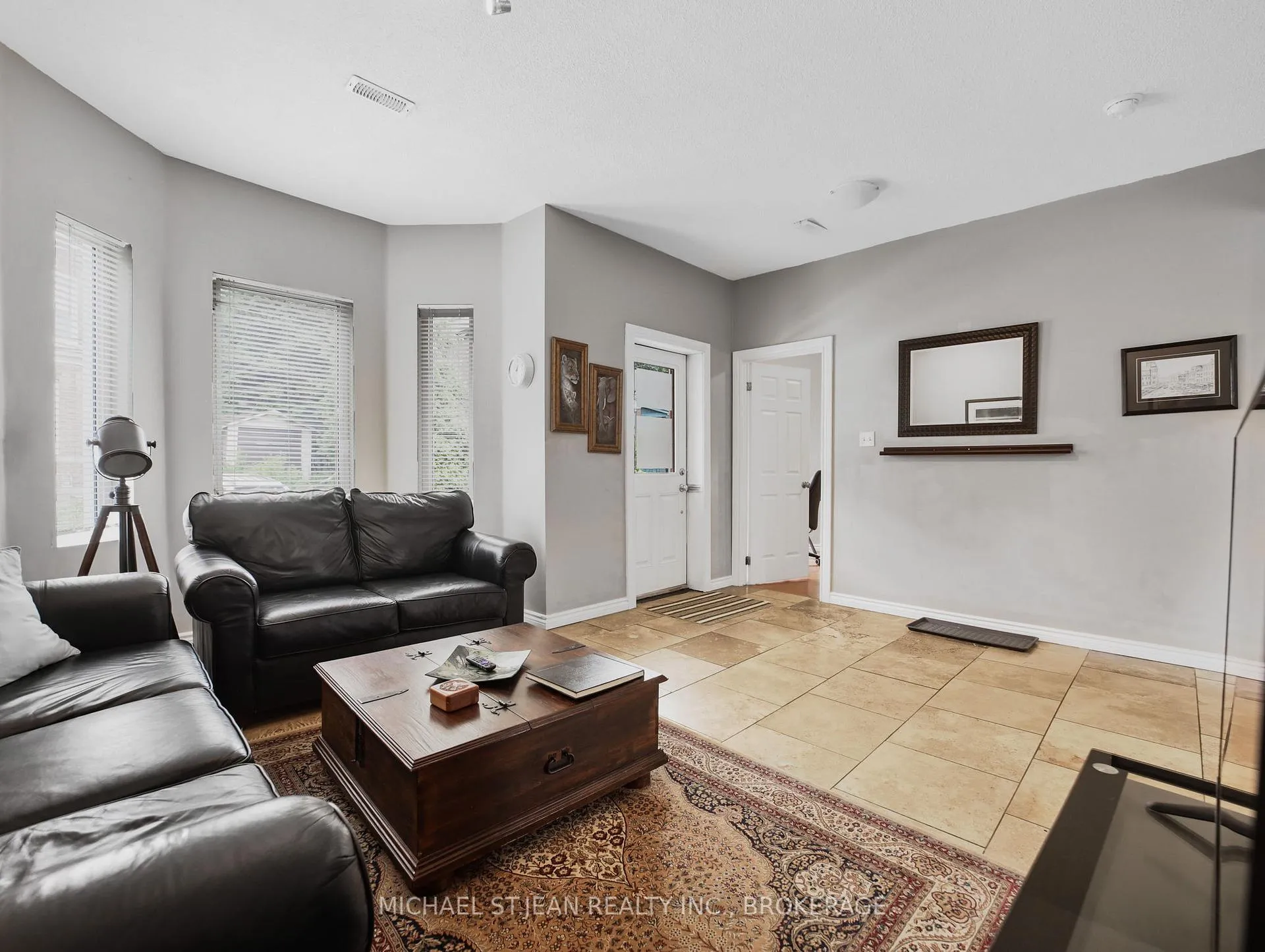 Photo 6 of 21 Foster Street, Hamilton, Corktown — HOMEH