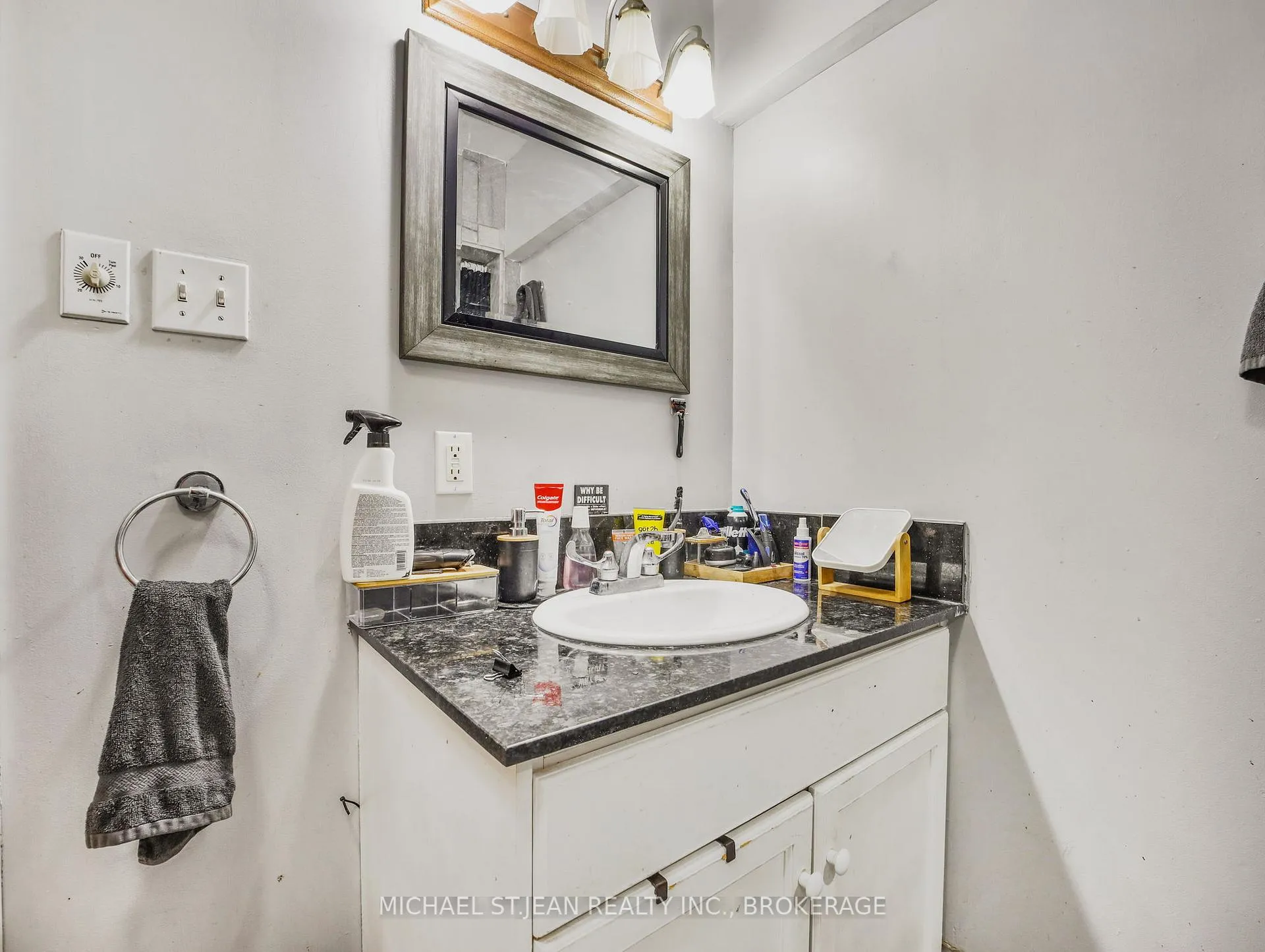 Photo 11 of 21 Foster Street, Hamilton, Corktown — HOMEH
