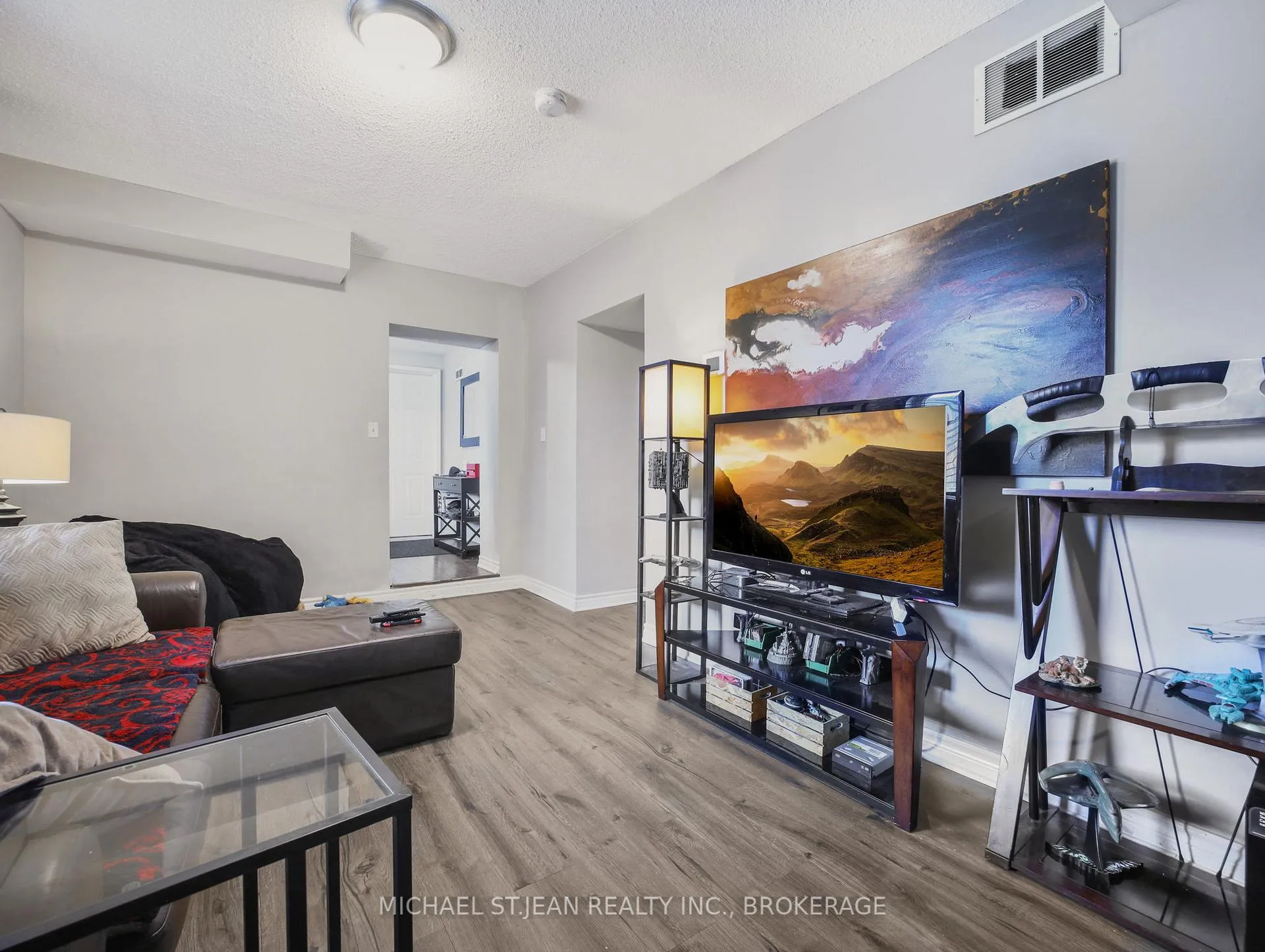 Photo 22 of 21 Foster Street, Hamilton, Corktown — HOMEH