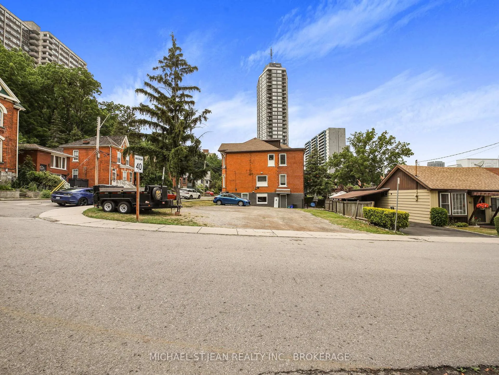 Photo 37 of 21 Foster Street, Hamilton, Corktown — HOMEH