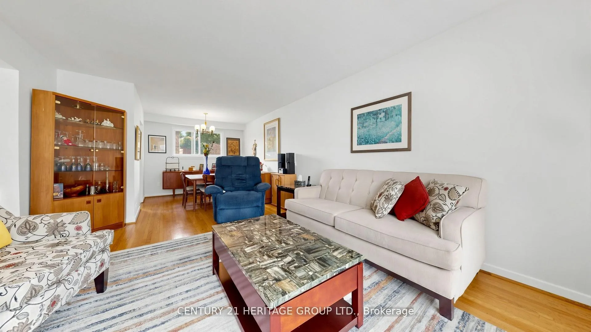 Photo 9 of 72 Romfield Circuit, Markham, Royal Orchard — HOMEH