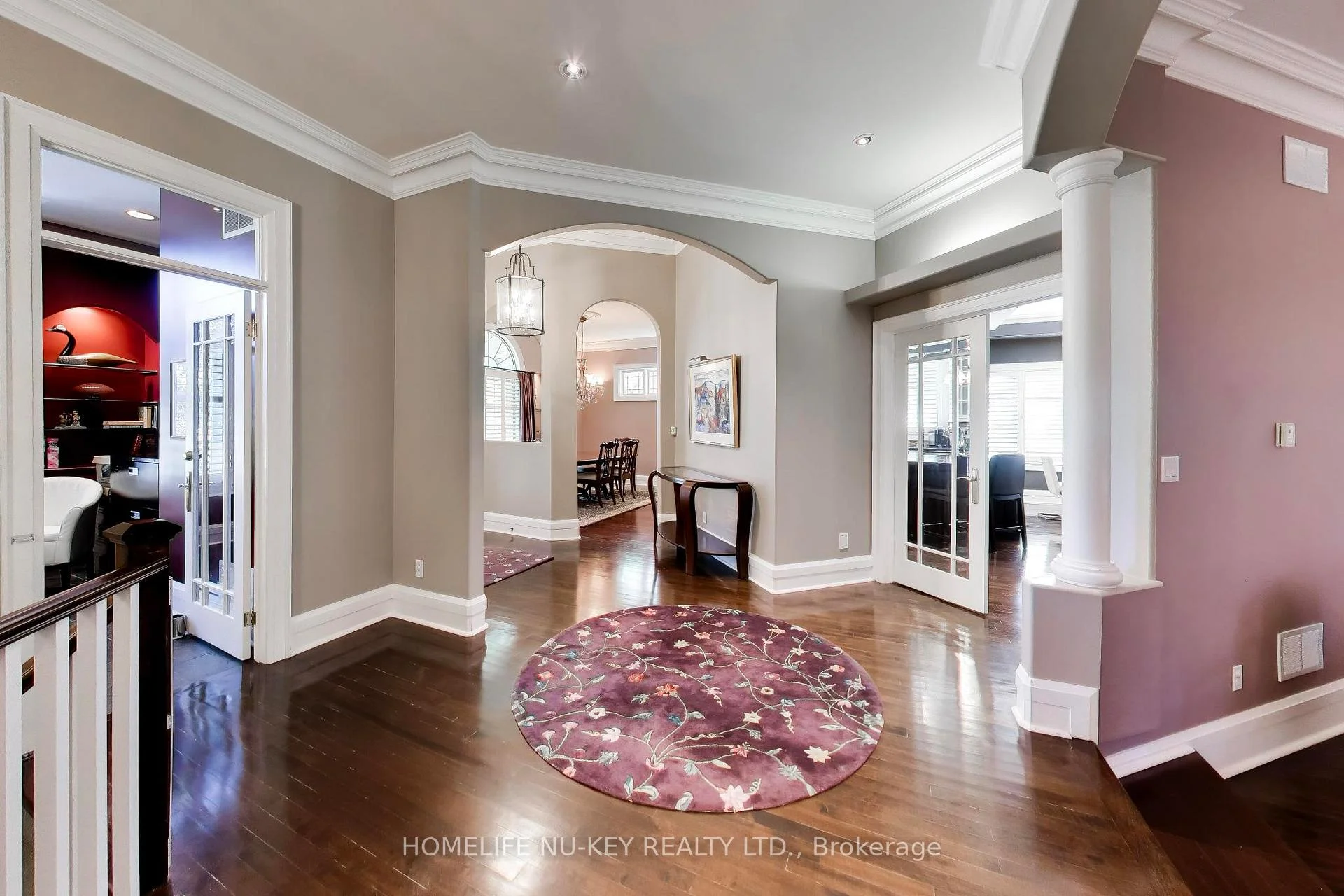 Photo 5 of 38 Castle Drive, Barrie, Sunnidale — HOMEH