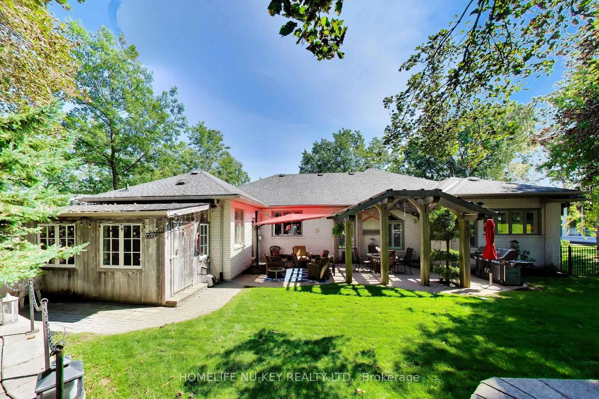 Photo 31 of 38 Castle Drive, Barrie, Sunnidale — HOMEH