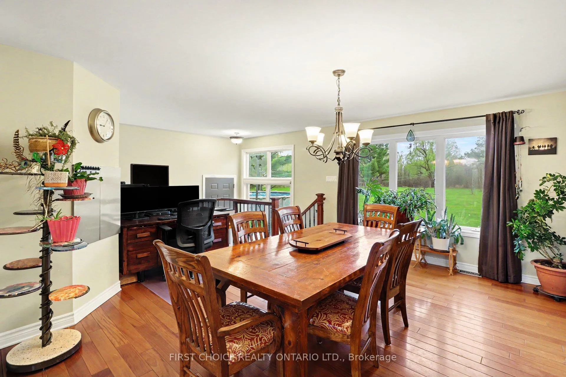 Photo 10 of 200 Hughson Place, Ottawa, Vars & Area — HOMEH