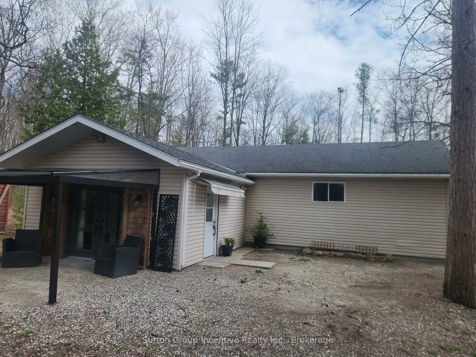 Photo 25 of 203 Park Road, Tiny, Rural Tiny — HOMEH