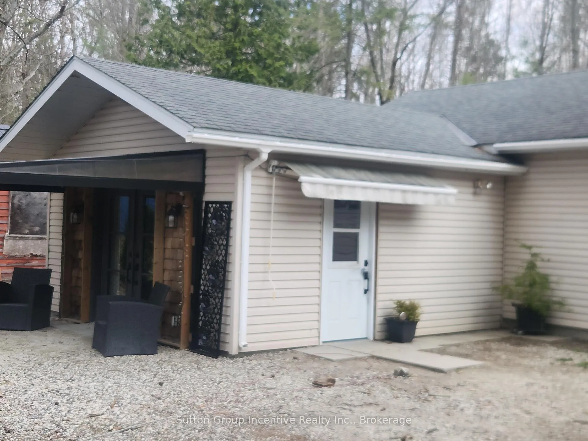 Photo 26 of 203 Park Road, Tiny, Rural Tiny — HOMEH