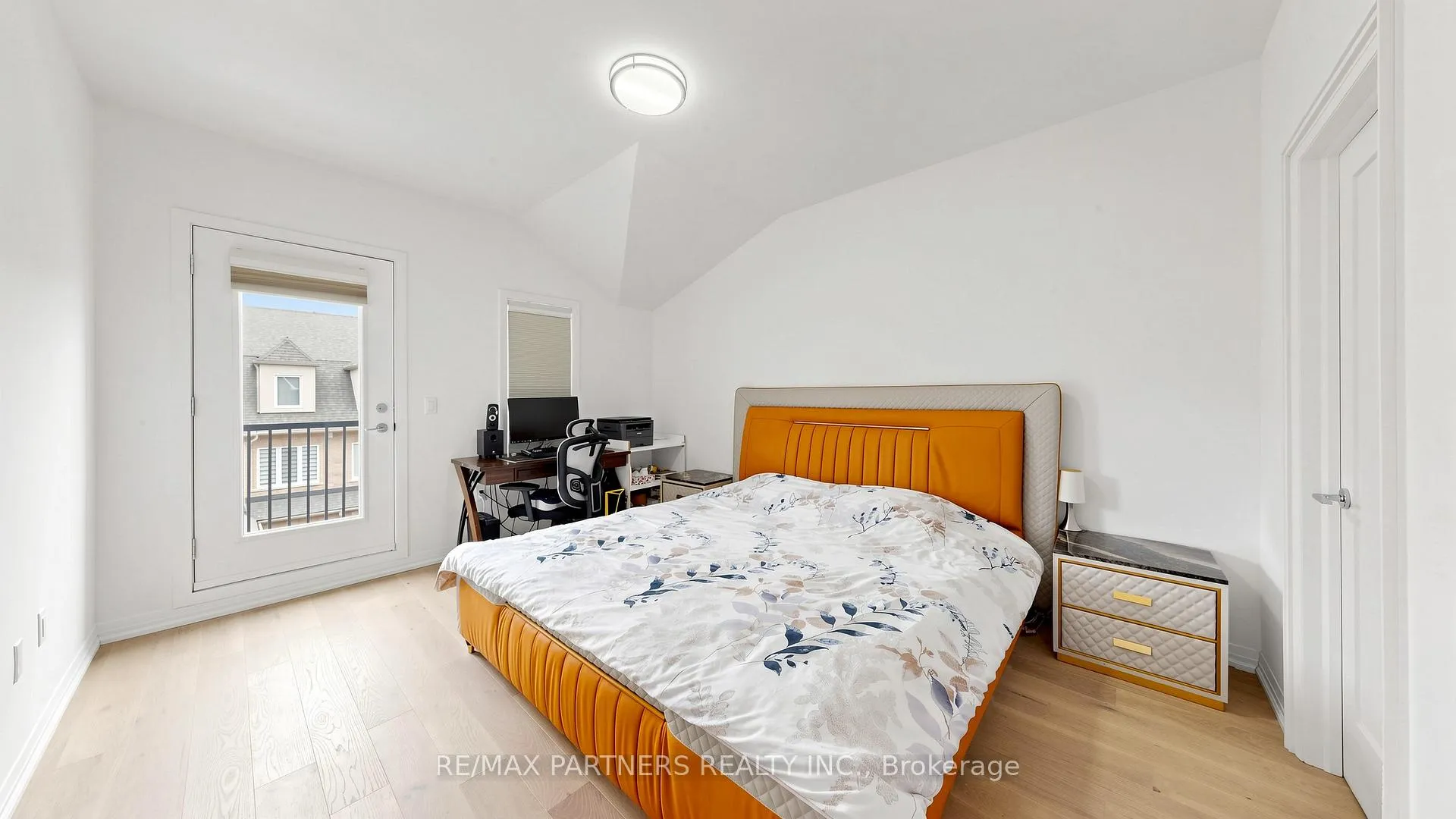 Photo 14 of 9092 Woodbine Avenue, Markham, Buttonville — HOMEH