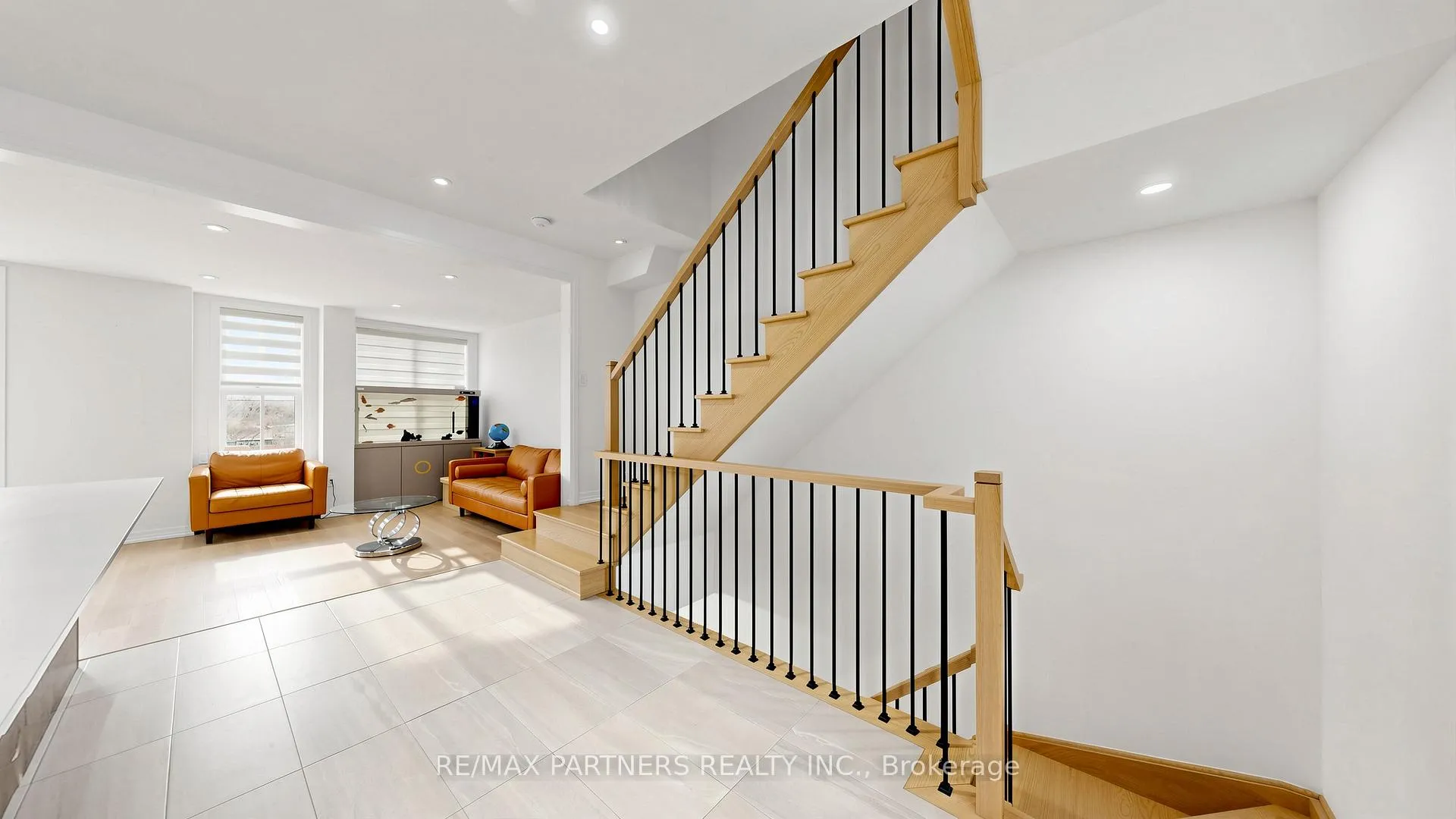Photo 22 of 9092 Woodbine Avenue, Markham, Buttonville — HOMEH