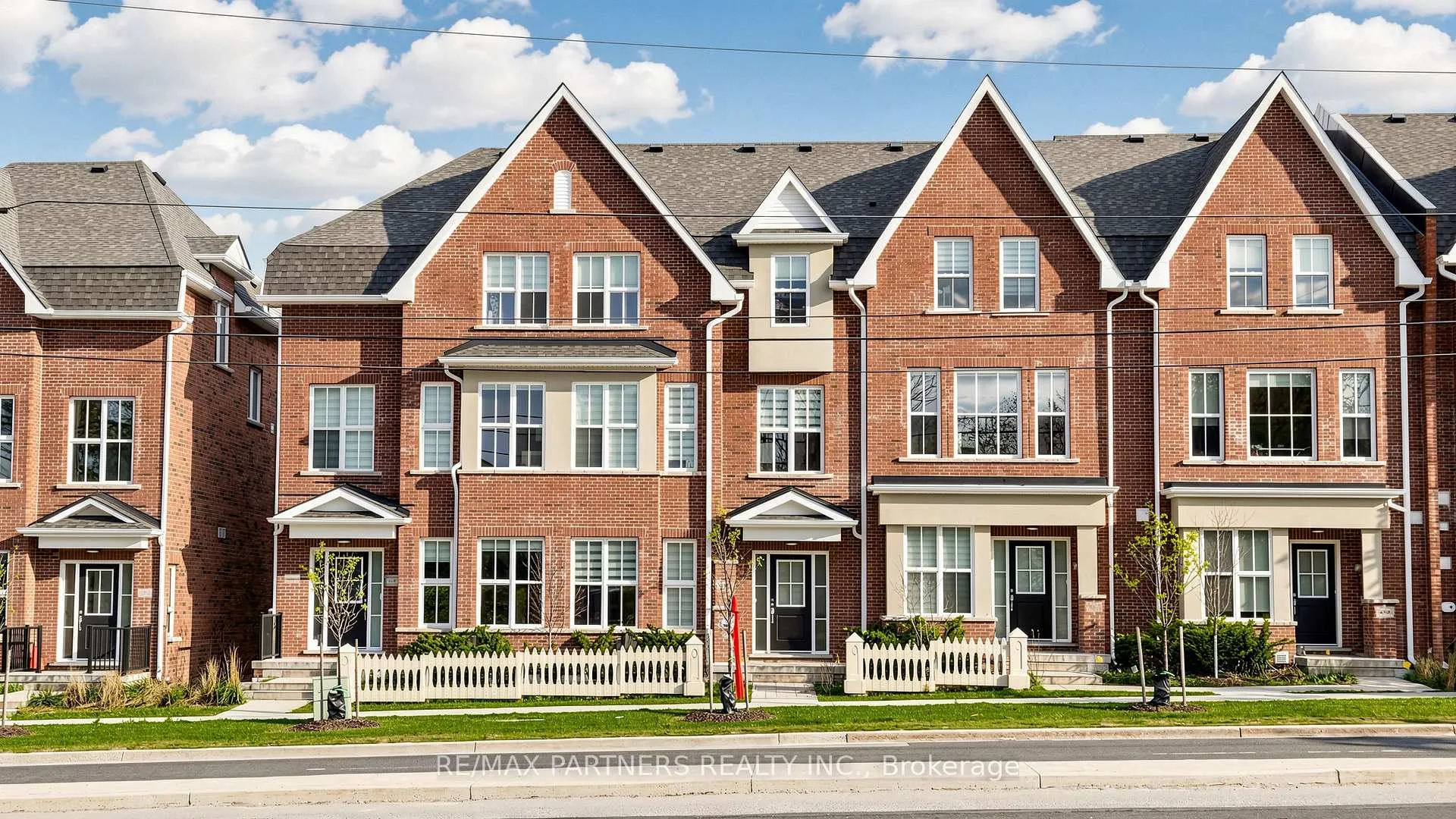 Photo 29 of 9092 Woodbine Avenue, Markham, Buttonville — HOMEH