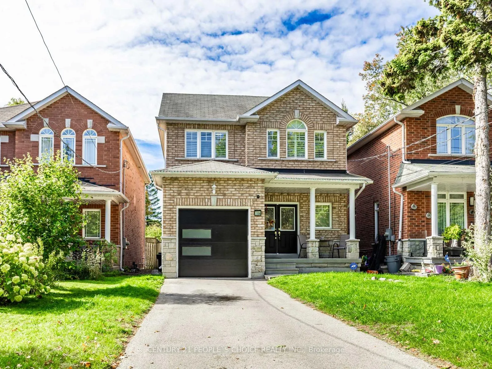 Photo 2 of 118A Manse Road, Scarborough, West Hill — HOMEH