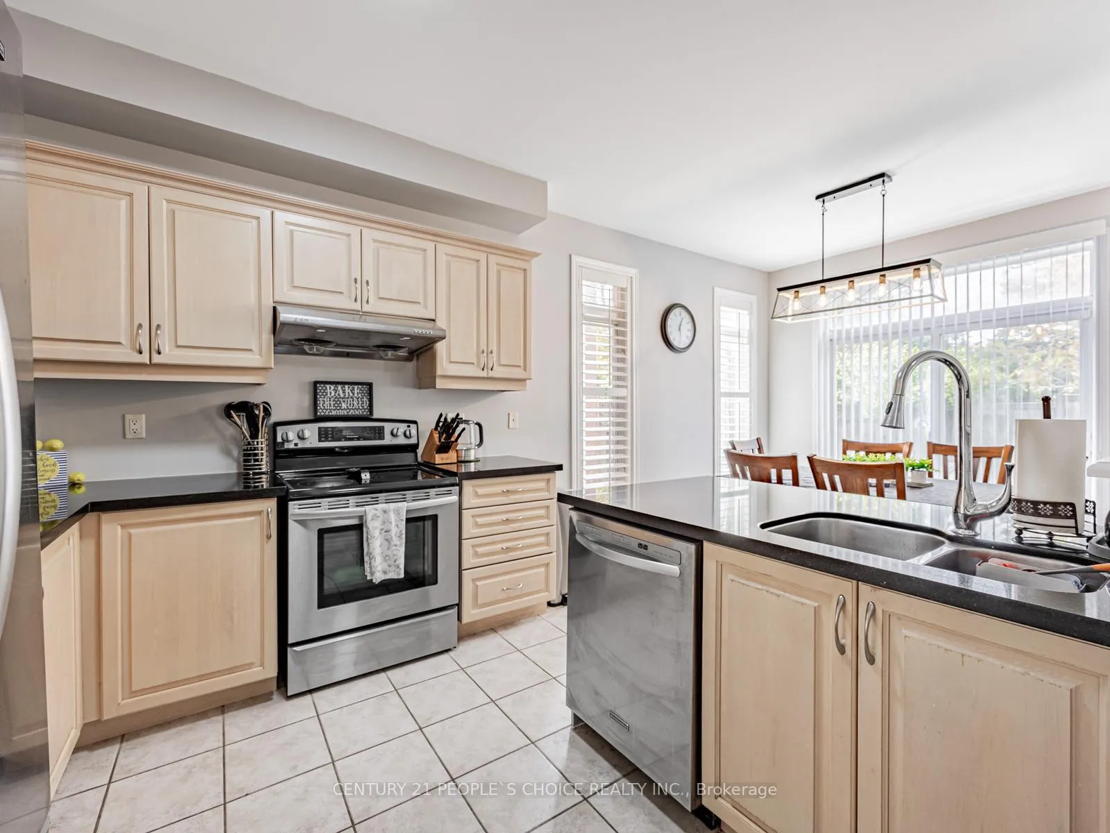 Photo 7 of 118A Manse Road, Scarborough, West Hill — HOMEH