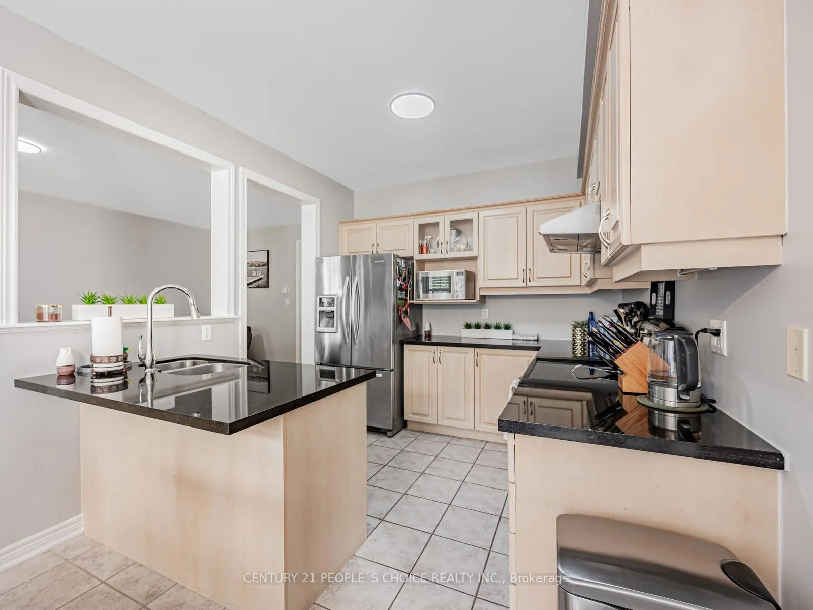 Photo 10 of 118A Manse Road, Scarborough, West Hill — HOMEH
