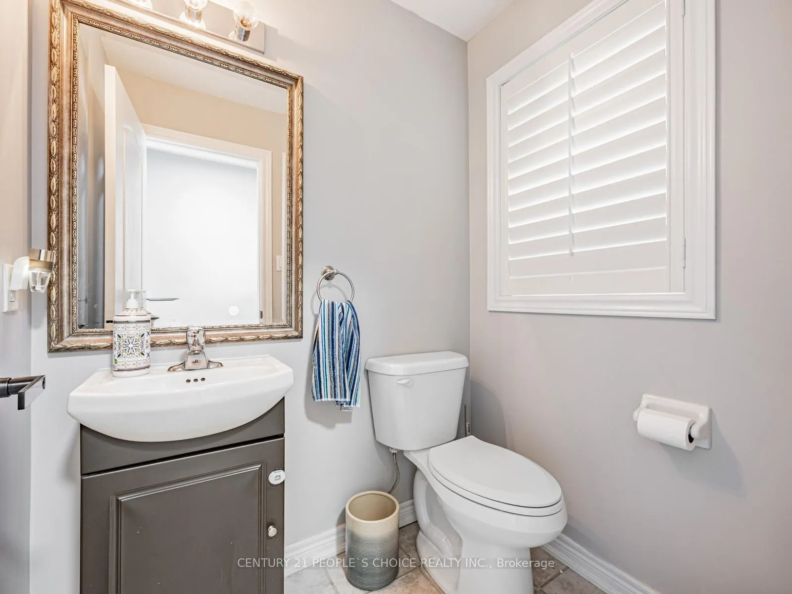 Photo 13 of 118A Manse Road, Scarborough, West Hill — HOMEH
