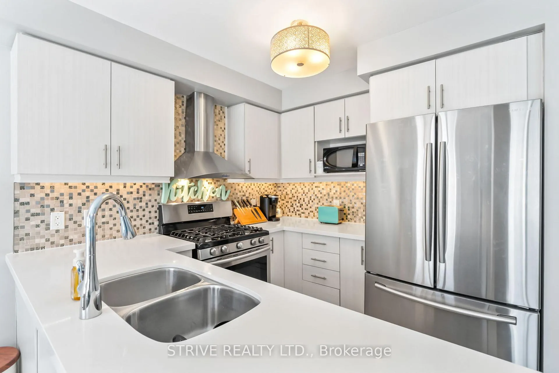 Photo 10 of 2482 Steeplechase Street, Oshawa, Windfields — HOMEH