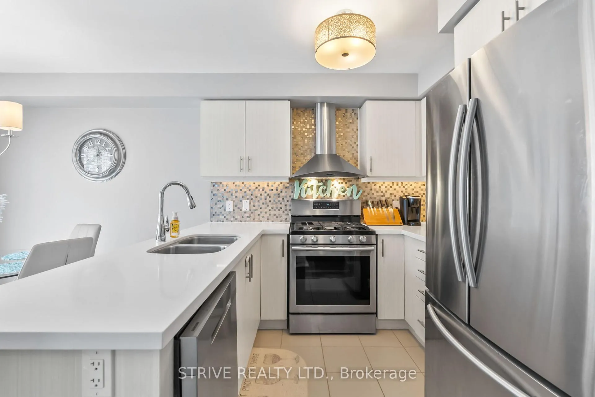Photo 11 of 2482 Steeplechase Street, Oshawa, Windfields — HOMEH