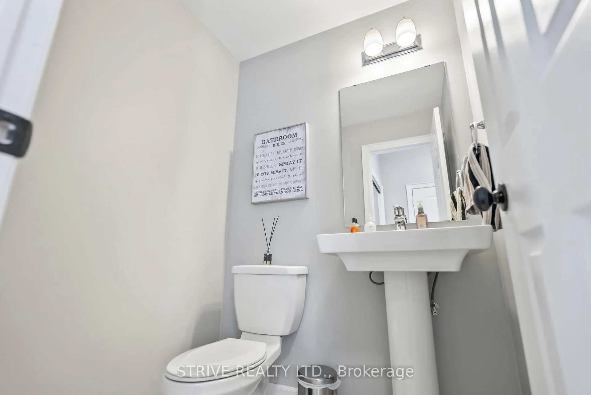 Photo 16 of 2482 Steeplechase Street, Oshawa, Windfields — HOMEH