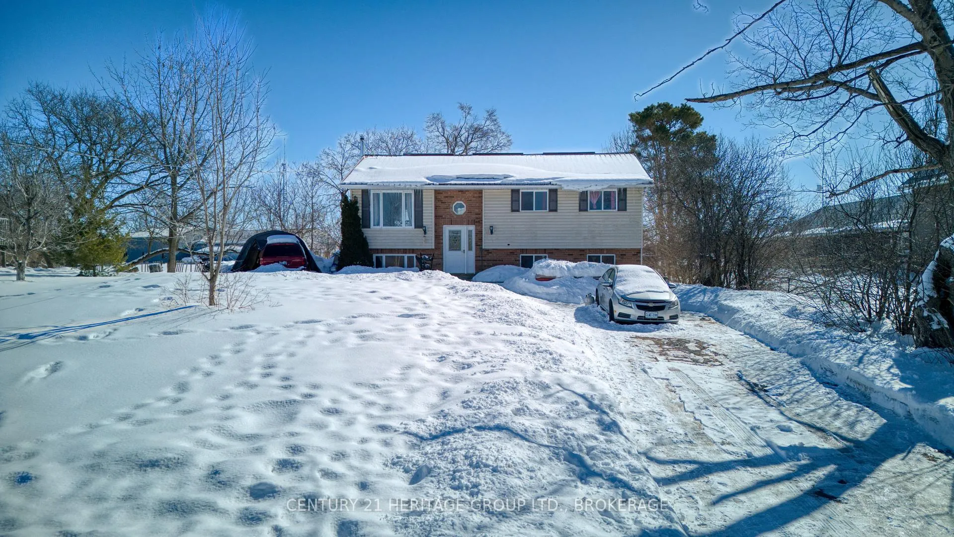 Photo 3 of 487 County 19 Road, Prince Edward County, Ameliasburg Ward — HOMEH