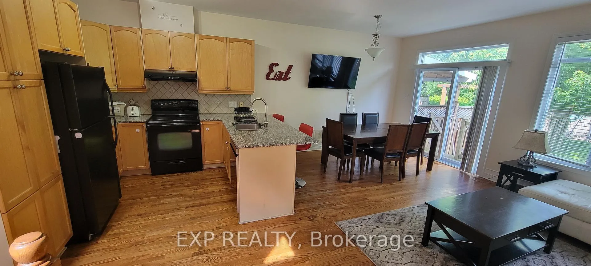 Photo 10 of 324 Parkin Circle, Ottawa, Blossom Park/Kemp Park/Findlay Creek — HOMEH