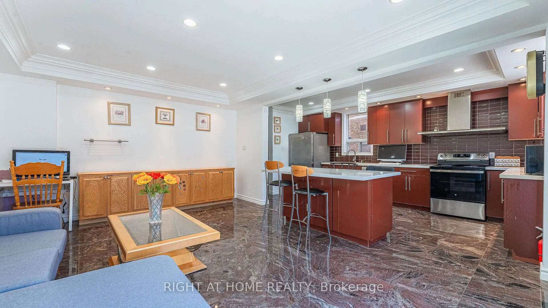 Photo 9 of 18 Rusholme Road, Toronto, Little Portugal — HOMEH