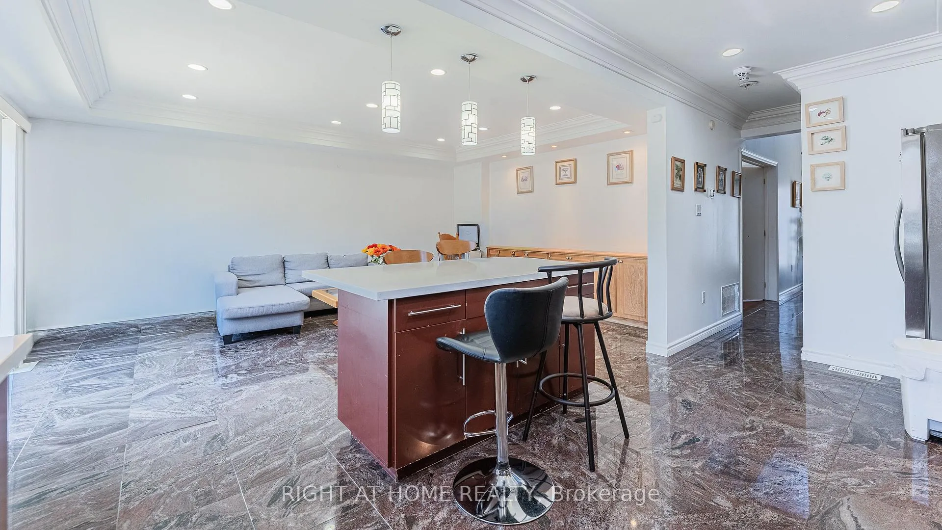 Photo 12 of 18 Rusholme Road, Toronto, Little Portugal — HOMEH