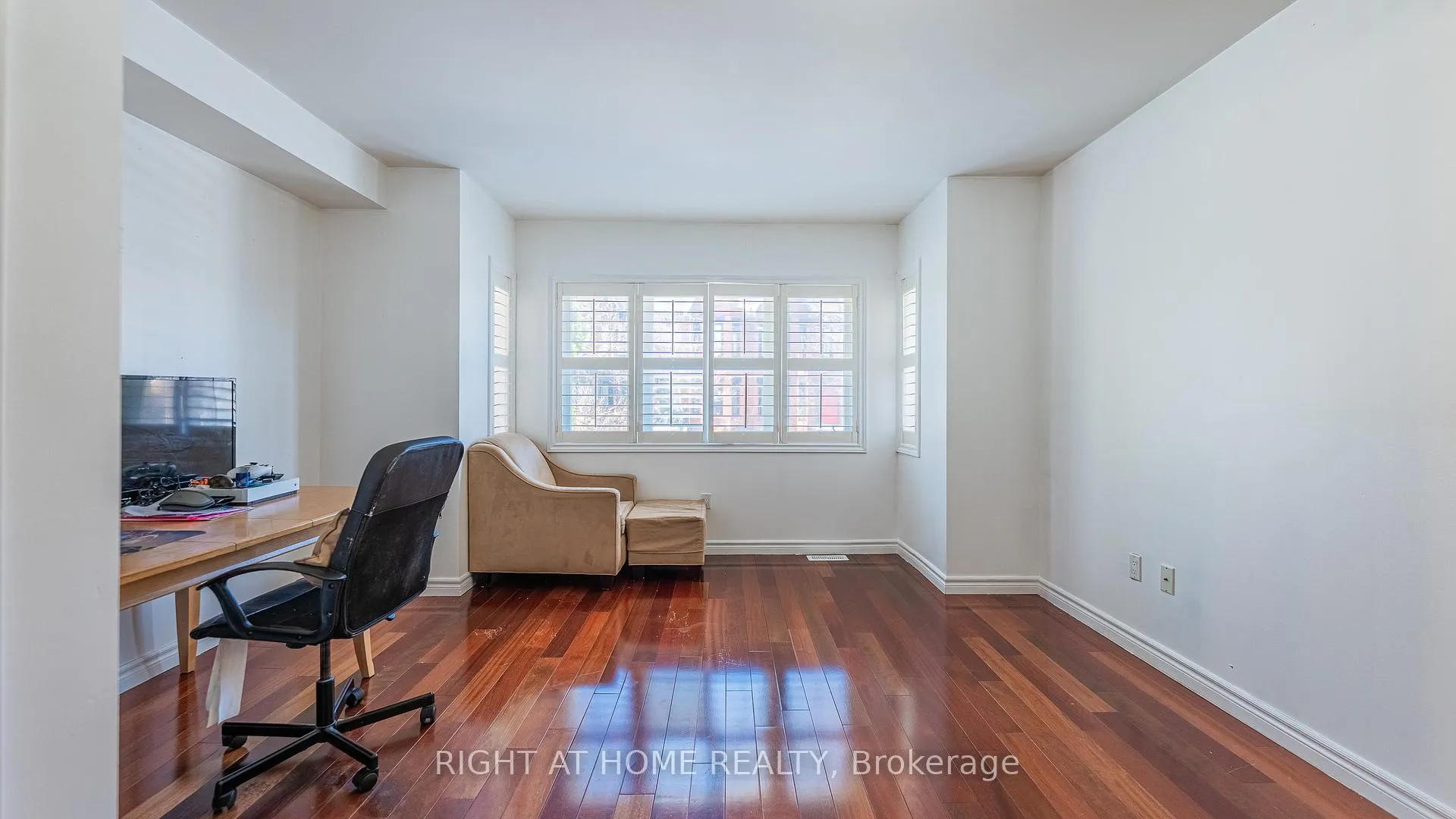 Photo 21 of 18 Rusholme Road, Toronto, Little Portugal — HOMEH