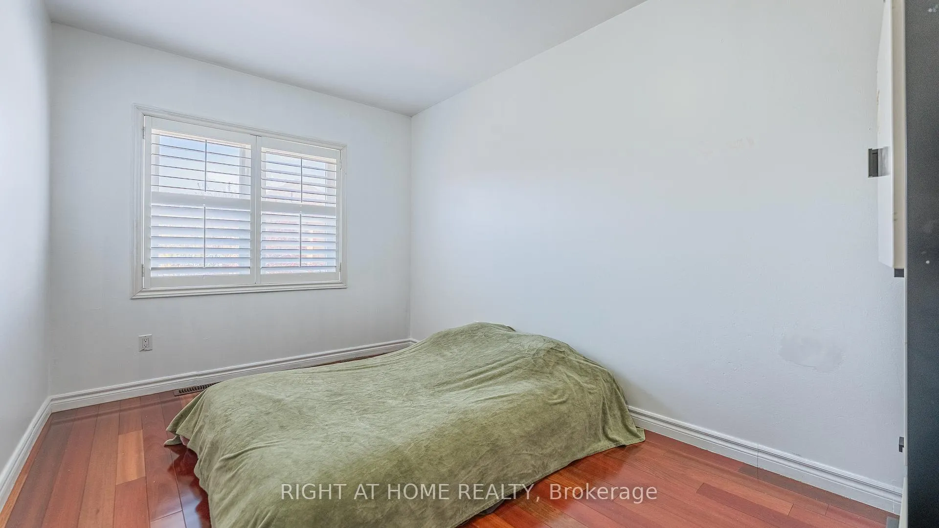 Photo 24 of 18 Rusholme Road, Toronto, Little Portugal — HOMEH