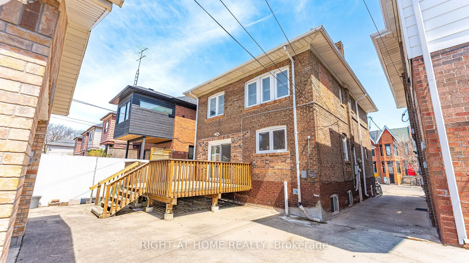 Photo 44 of 18 Rusholme Road, Toronto, Little Portugal — HOMEH