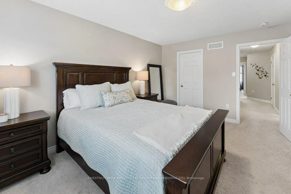 Photo 21 of 23 Valleybrook Drive, Kitchener — HOMEH