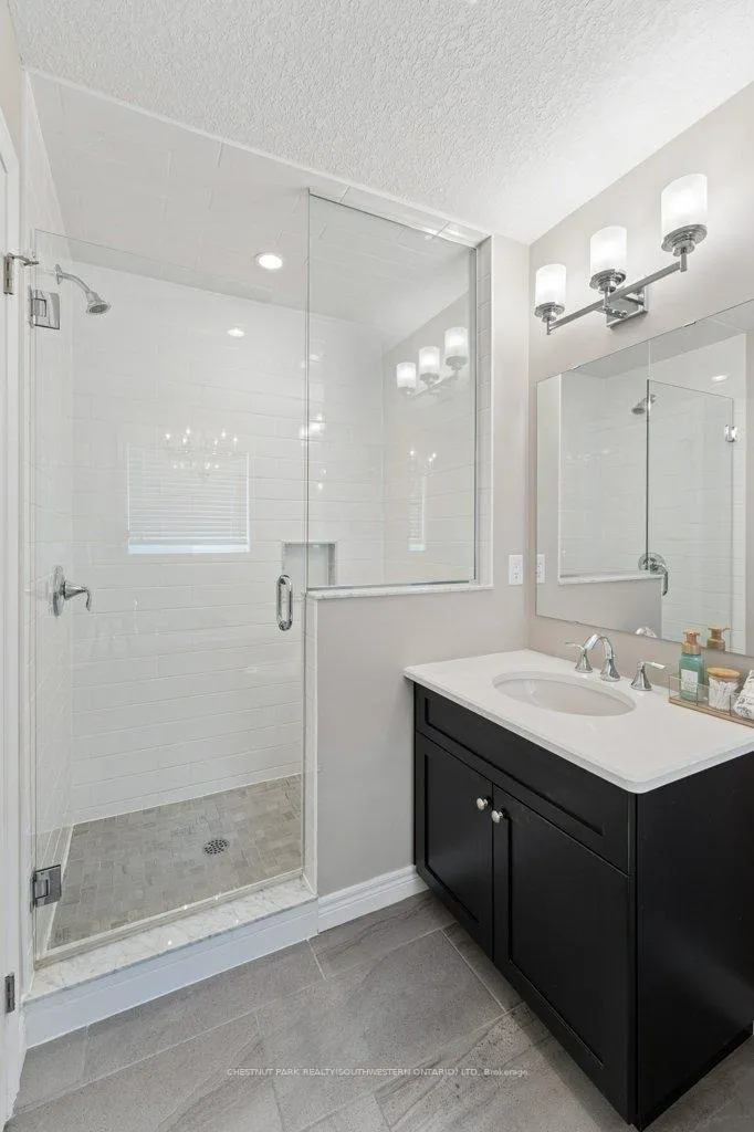 Photo 23 of 23 Valleybrook Drive, Kitchener — HOMEH