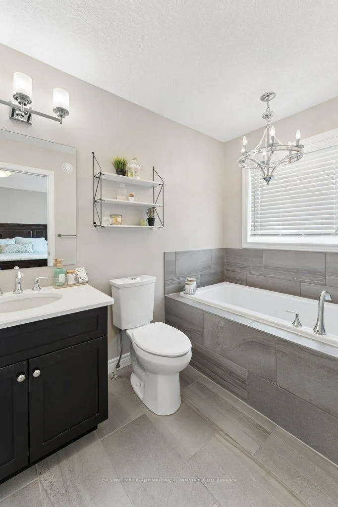Photo 24 of 23 Valleybrook Drive, Kitchener — HOMEH