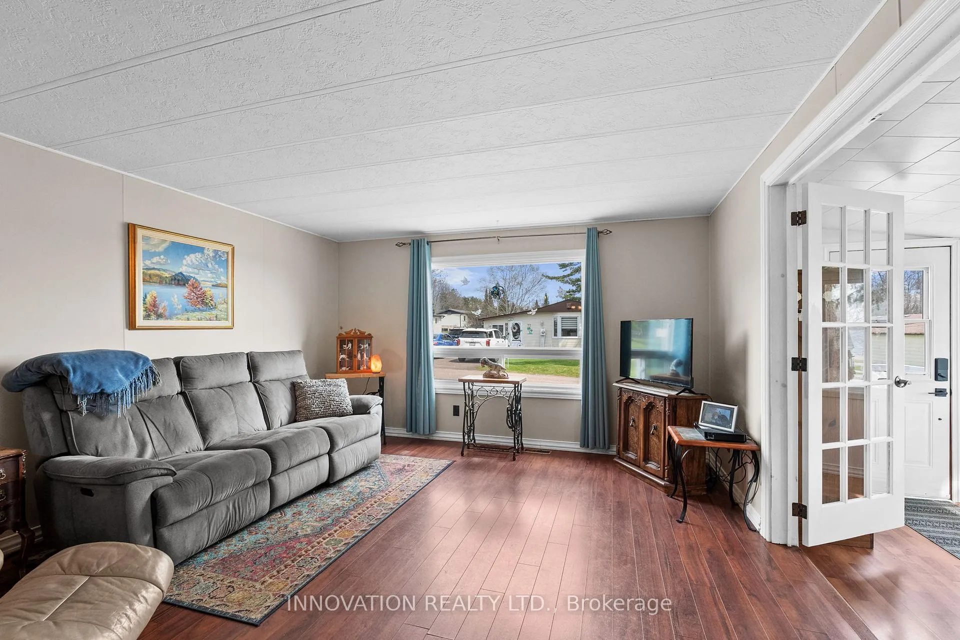 Photo 3 of 21 Evergreen Lane, McNab/Braeside, Mcnab/Braeside Twps — HOMEH