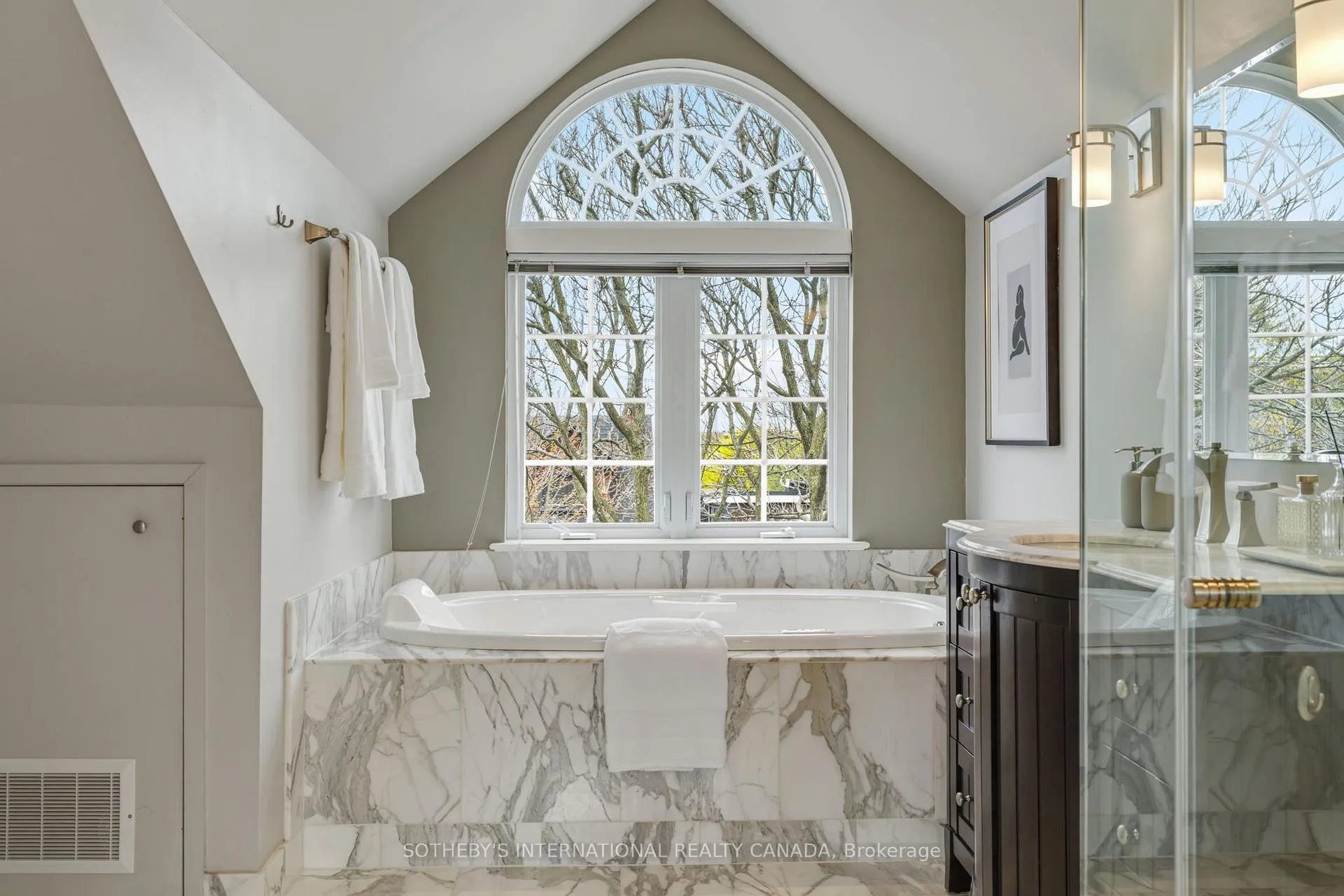 Photo 31 of 54 Dingwall Avenue, Toronto, Blake-Jones — HOMEH