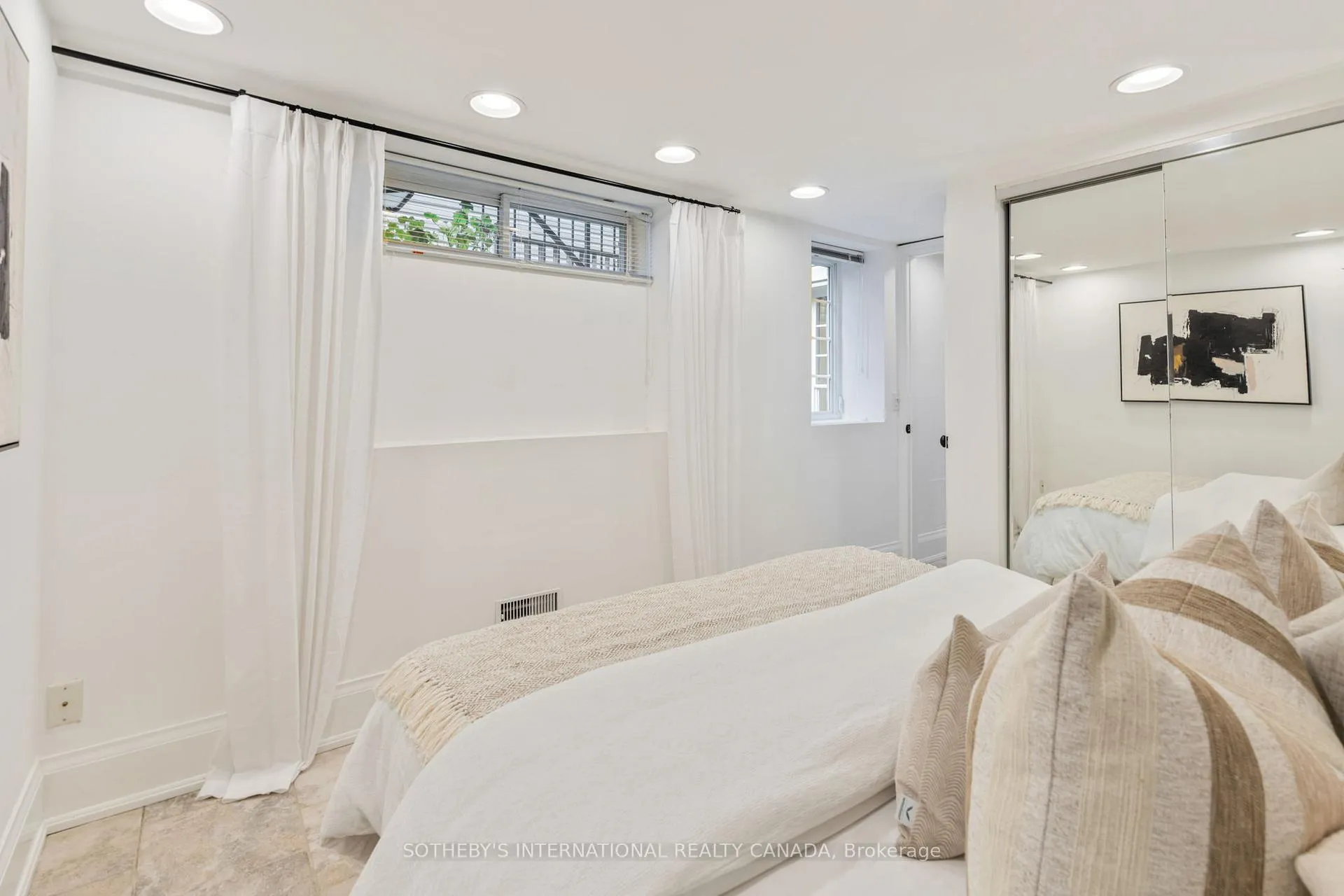 Photo 39 of 54 Dingwall Avenue, Toronto, Blake-Jones — HOMEH