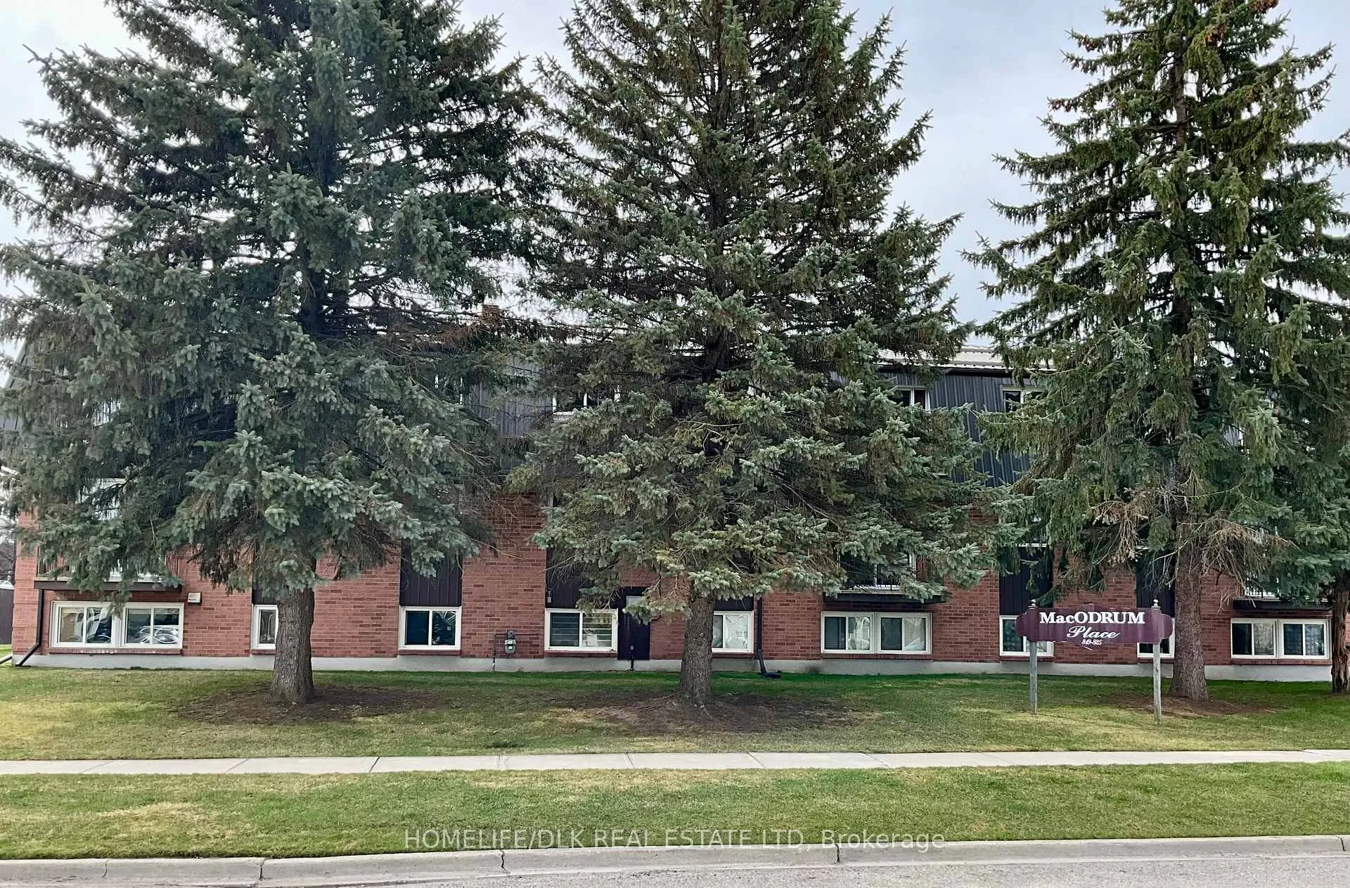 Photo 2 of Unit 12, 819 Macodrum Drive, Brockville — HOMEH