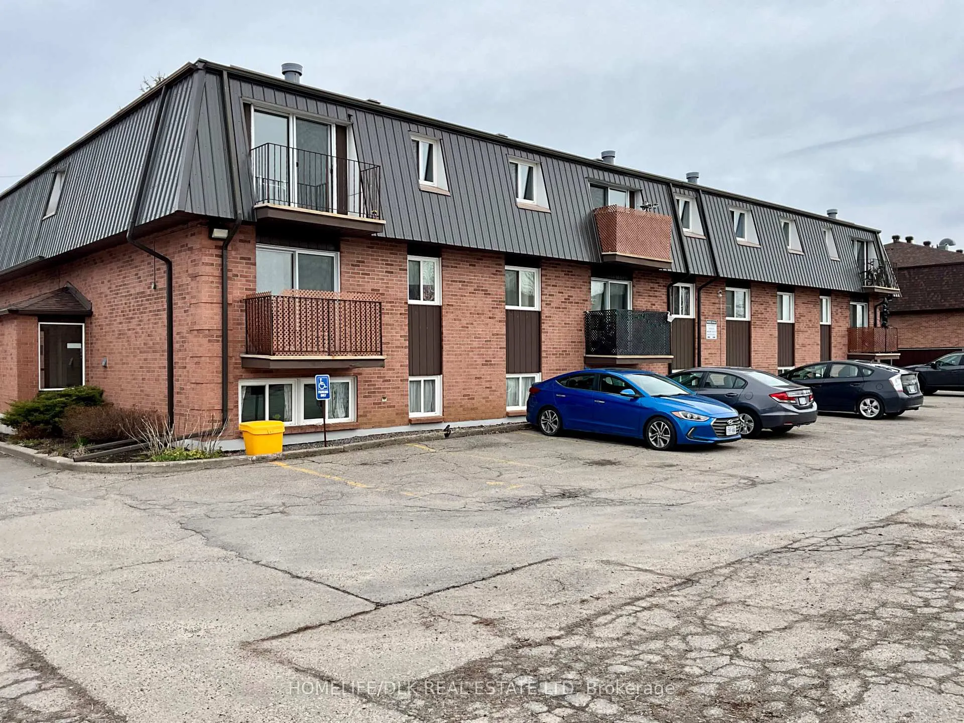 Photo 4 of Unit 12, 819 Macodrum Drive, Brockville — HOMEH