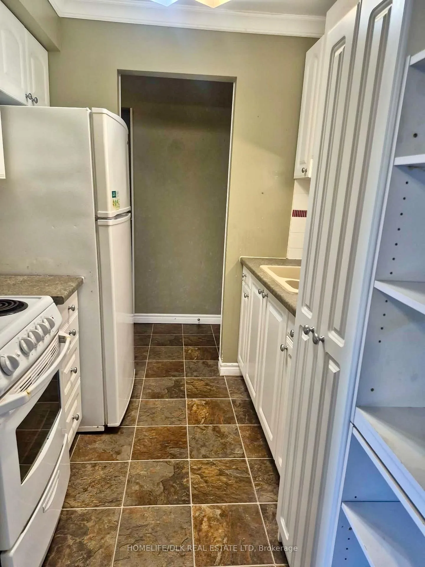 Photo 14 of Unit 12, 819 Macodrum Drive, Brockville — HOMEH
