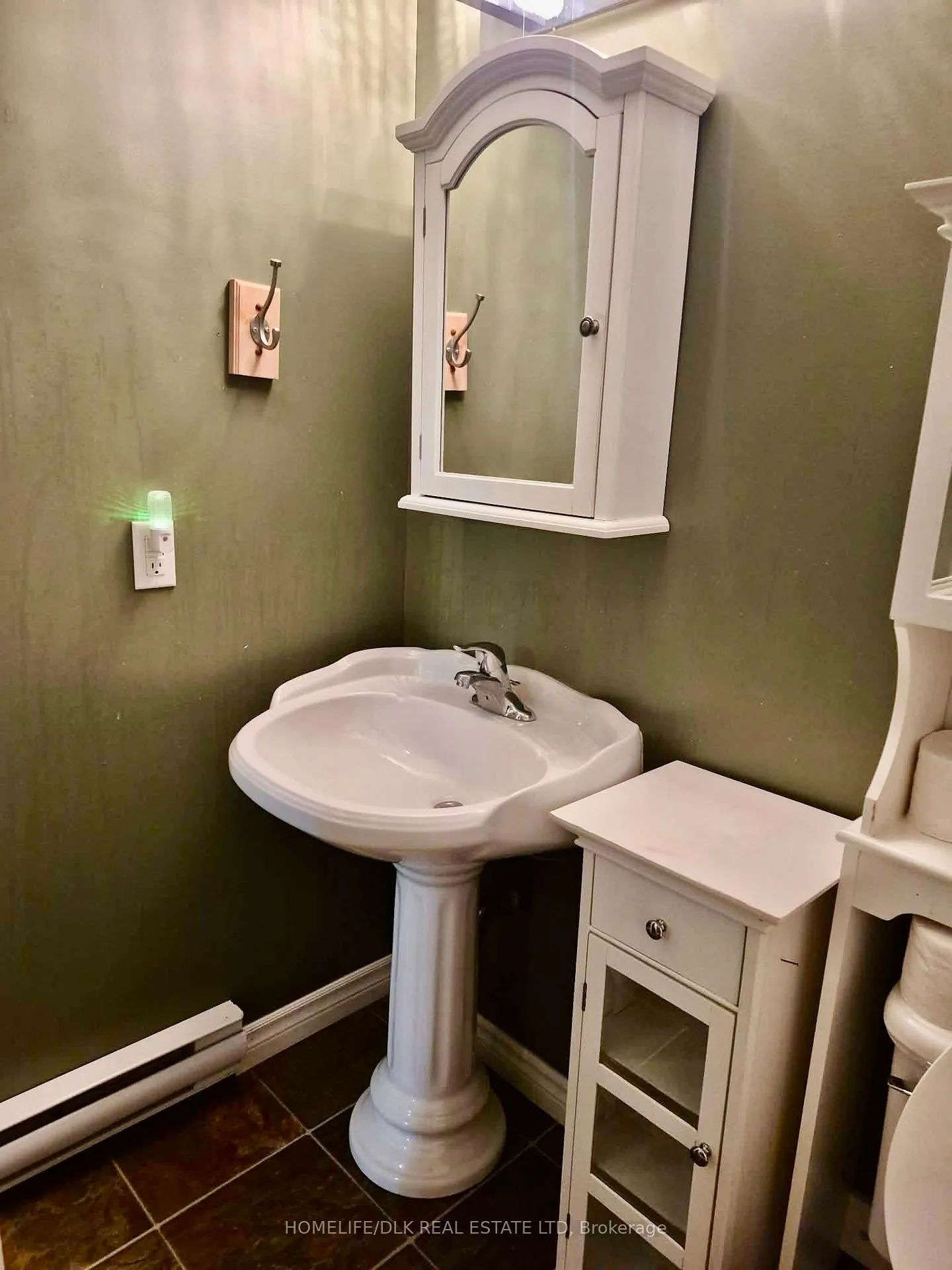 Photo 20 of Unit 12, 819 Macodrum Drive, Brockville — HOMEH