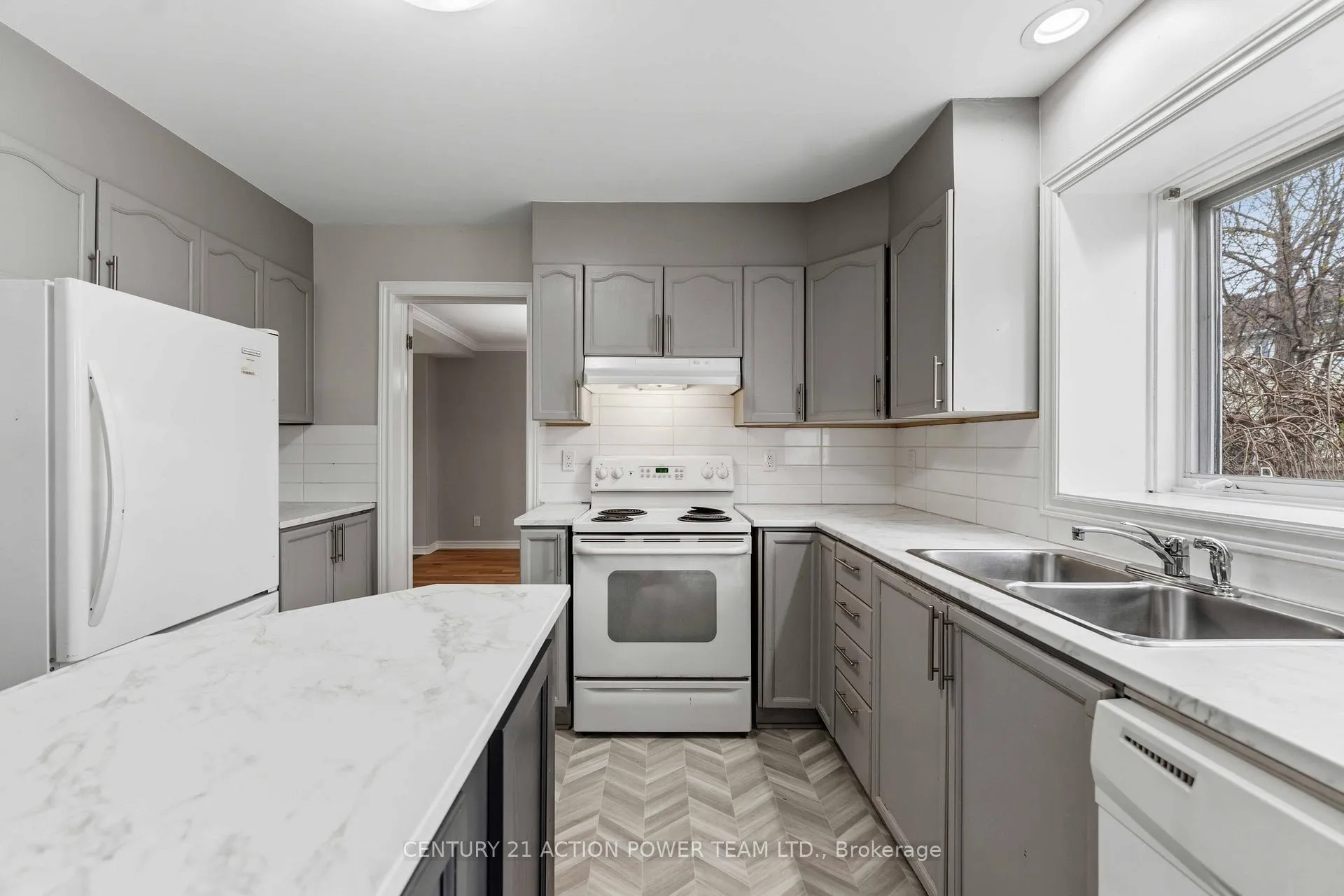 Photo 12 of 24 Mika Street, Ottawa, Stittsville (North) — HOMEH