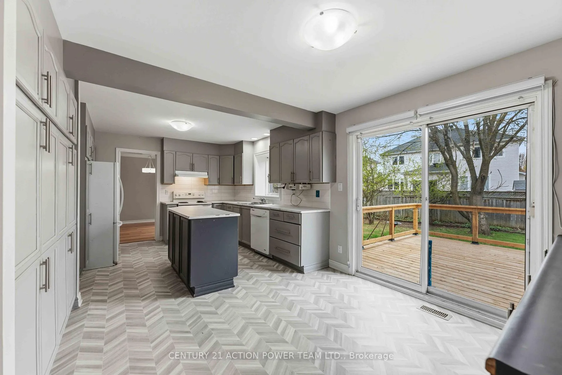 Photo 14 of 24 Mika Street, Ottawa, Stittsville (North) — HOMEH
