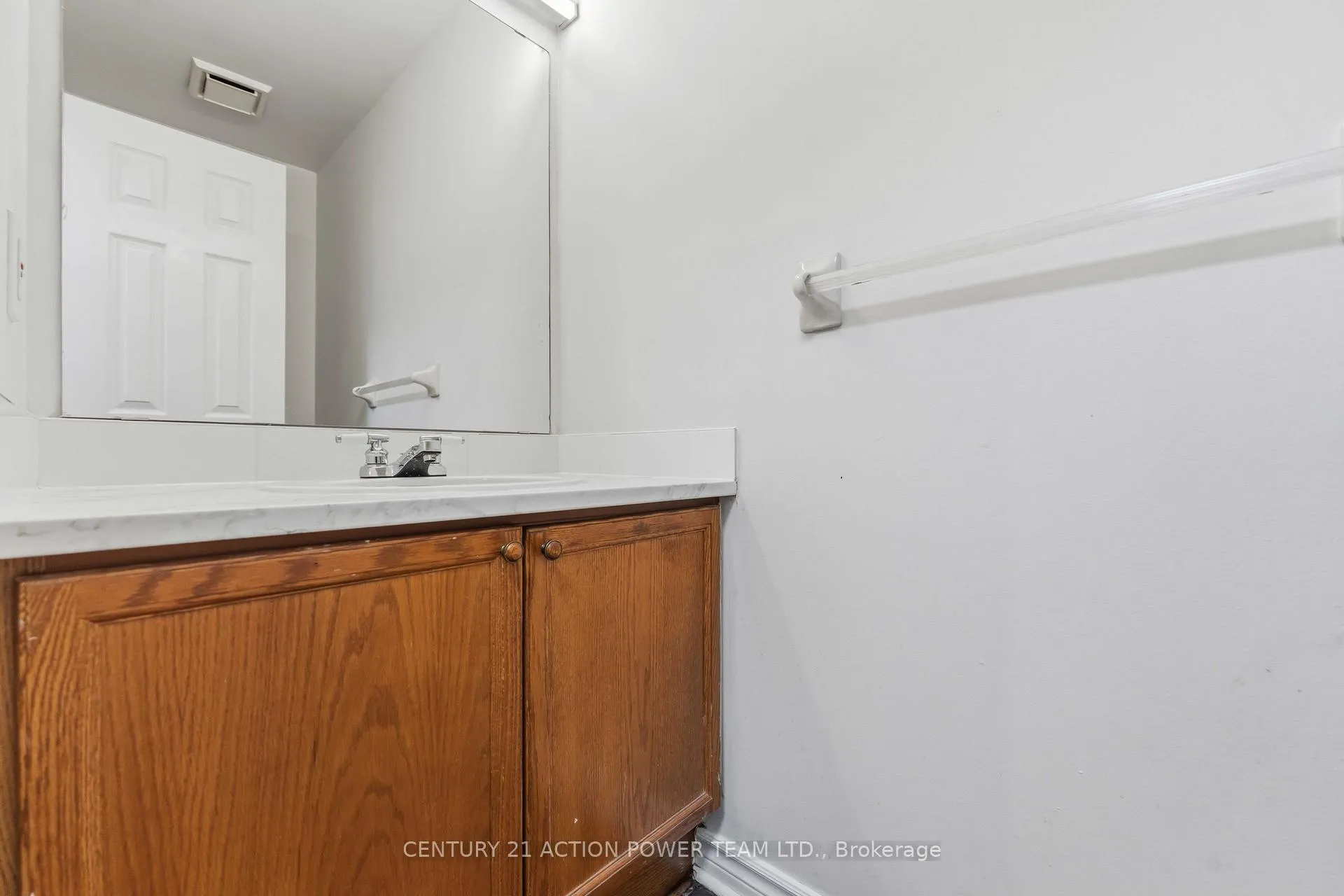 Photo 17 of 24 Mika Street, Ottawa, Stittsville (North) — HOMEH