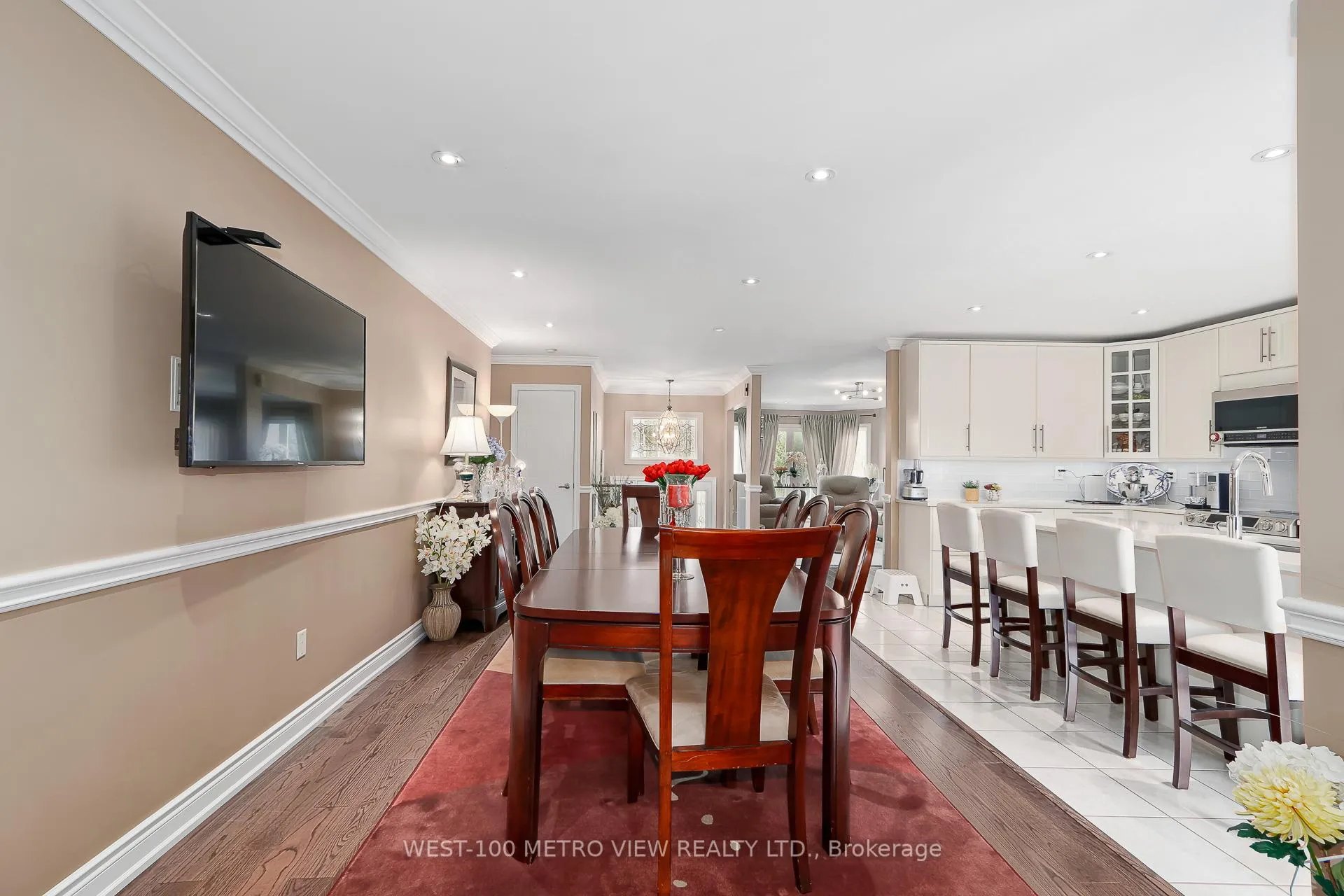 Photo 17 of 7 Fairway Crescent, Wasaga Beach — HOMEH