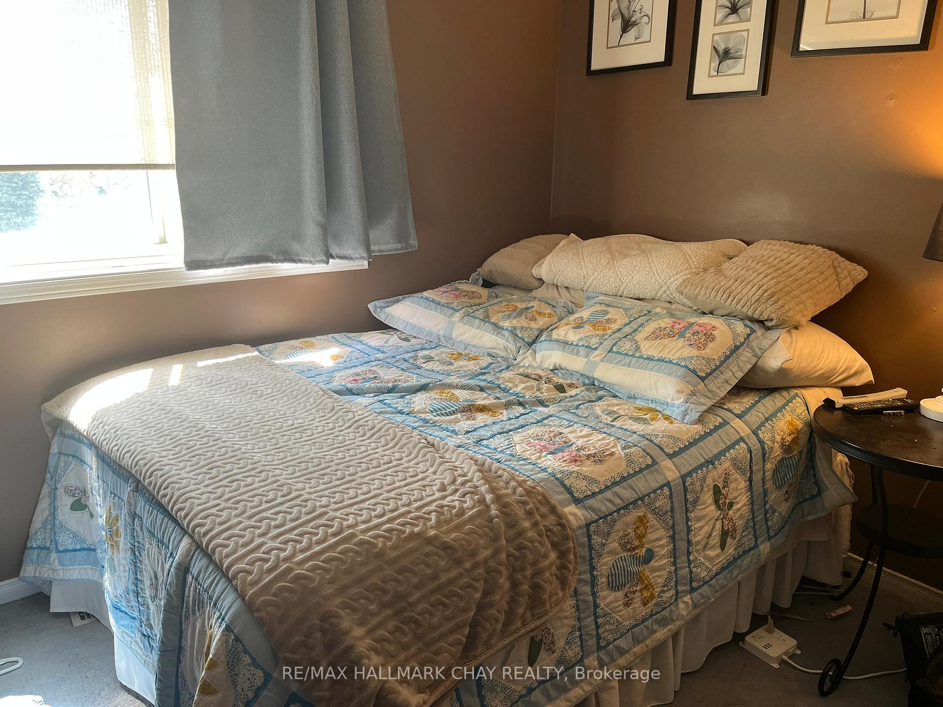 Photo 10 of 29 Charleson Drive, Barrie, Holly — HOMEH