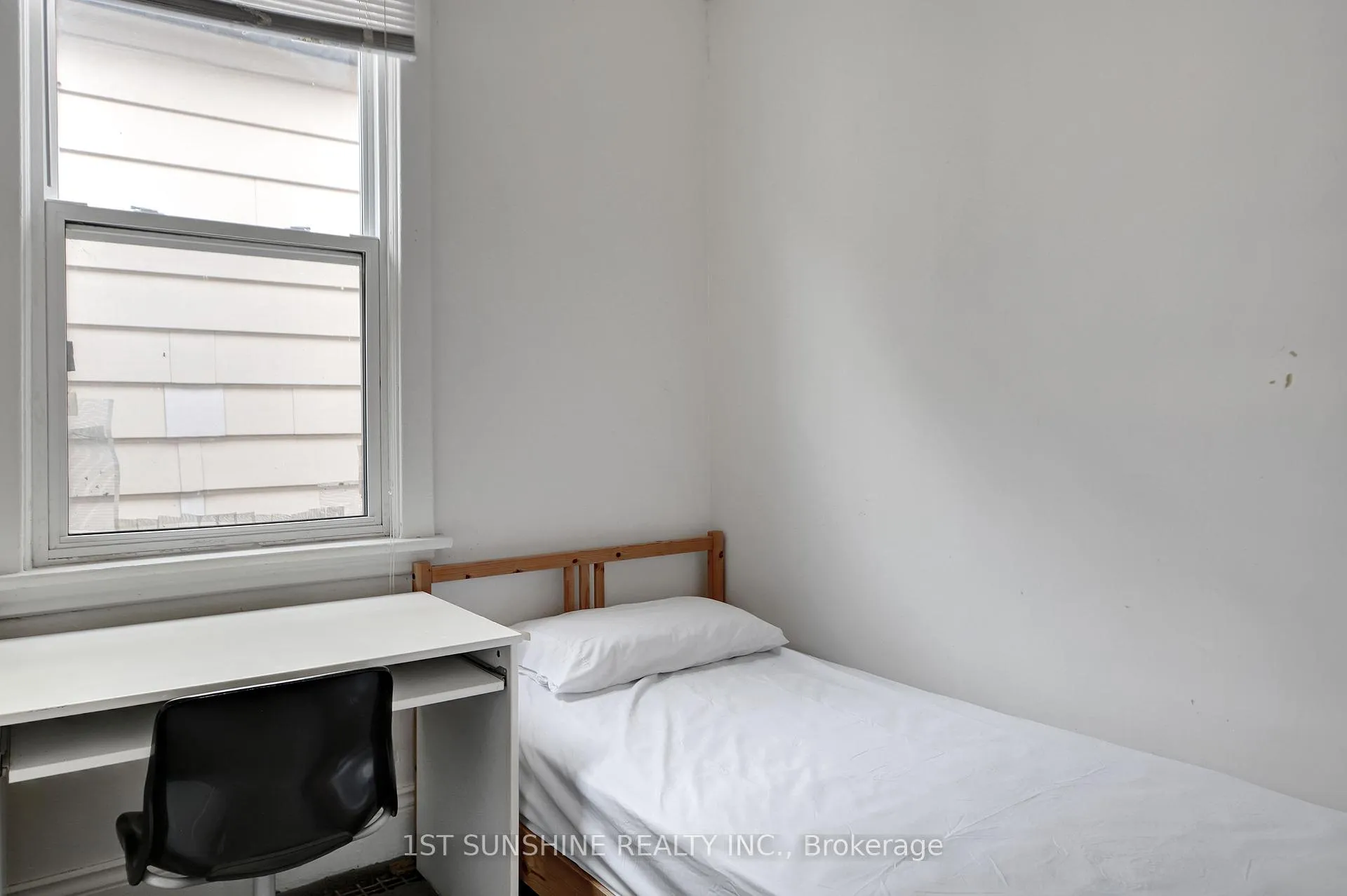 Photo 2 of 79 Royal Avenue, Hamilton, Ainslie Wood — HOMEH